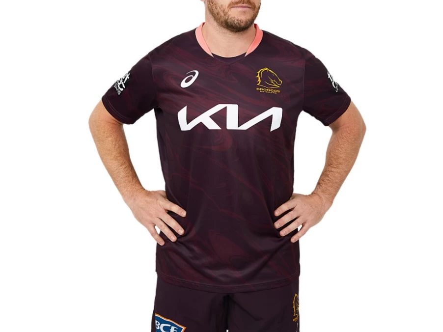 ASICS Men's Brisbane Broncos Training Tee in Deep Mars - Official Broncos Rugby Shirt