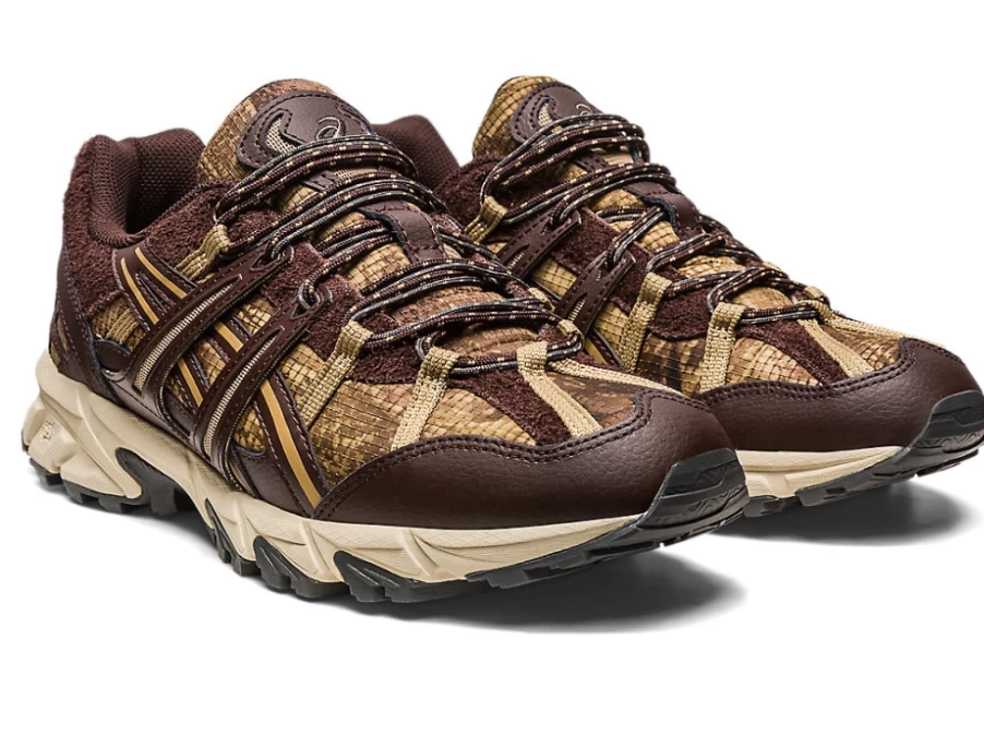 ASICS Gel-Sonoma 15-50 Future Trail Running Shoes for Men - Coffee/Desert Camp