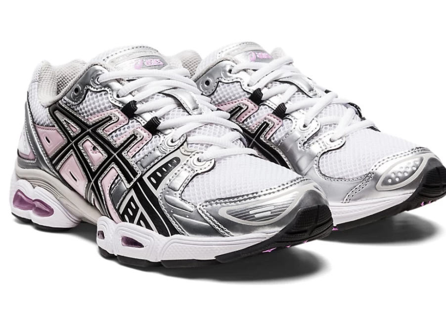 ASICS Women's Gel-Nimbus 9 Running Shoes - White/Black