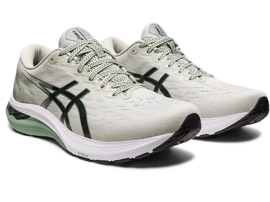ASICS GT-2000 11 (2E) Wide Running Shoes for Men in Light Sage/Black