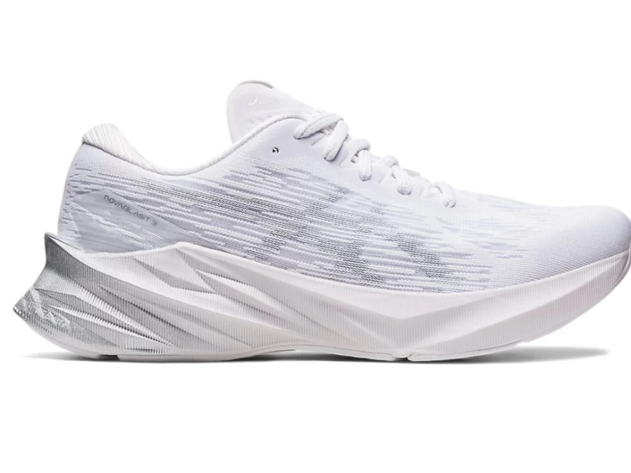 ASICS Novablast 3 Women's Running Shoes - White/Piedmont Grey